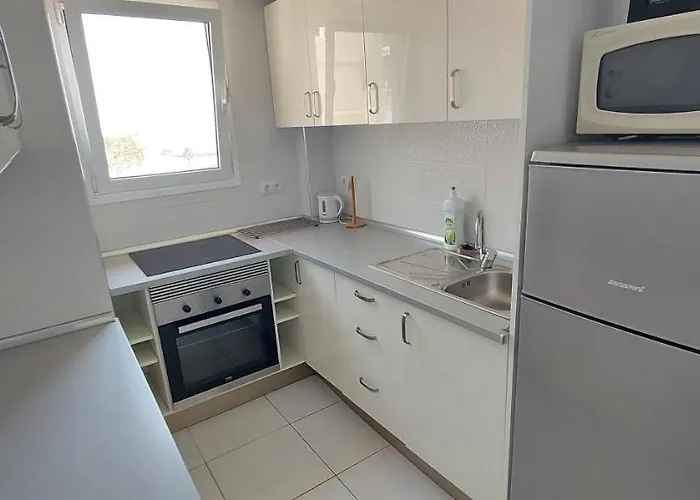 Feriehus Vistas Apartment, Ocean View, 2 Bedrooms & Free Wifi *