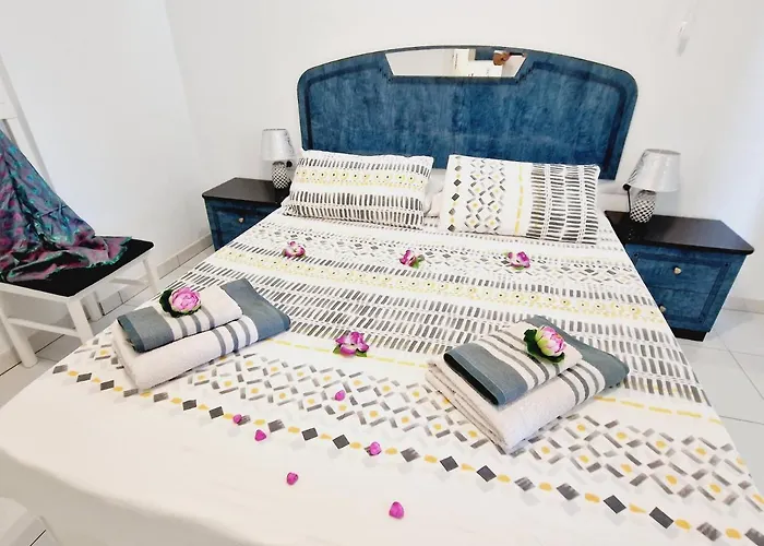 Semesterbostad Vistas Apartment, Ocean View, 2 Bedrooms & Free Wifi Arona (Tenerife)
