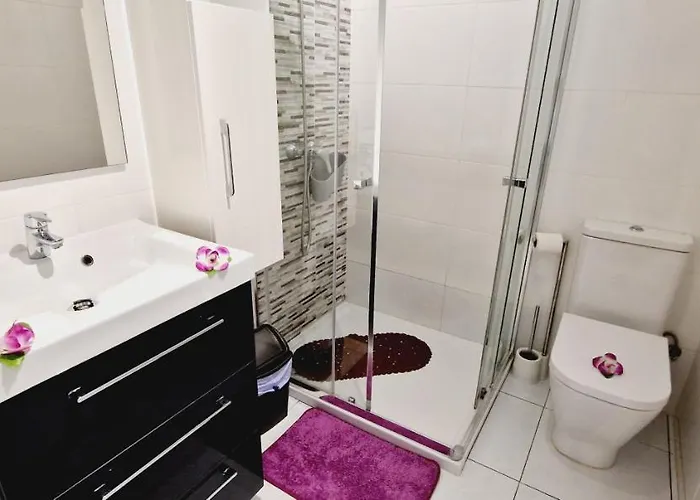 Feriehus Vistas Apartment, Ocean View, 2 Bedrooms & Free Wifi