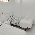 Vistas Apartment, Ocean View, 2 Bedrooms & Free Wifi Дом отдыха *