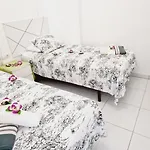 Vistas Apartment, Ocean View, 2 Bedrooms & Free Wifi Сasa de vacaciones *