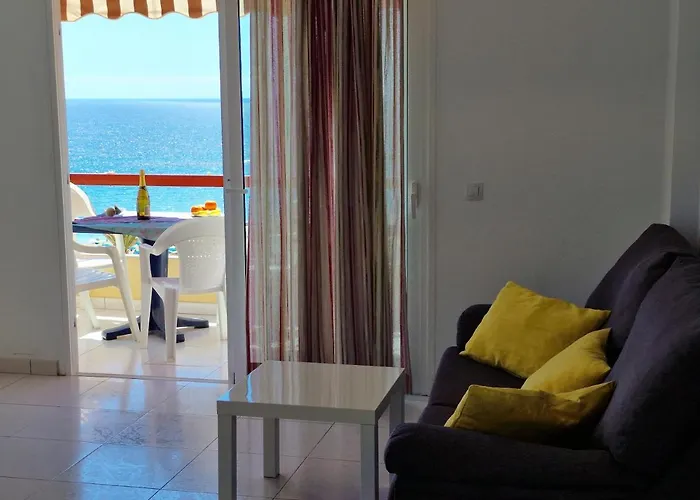 Hébergement de vacances Vistas Apartment, Ocean View, 2 Bedrooms & Free Wifi