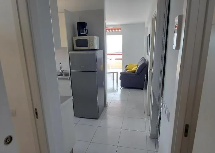 Vistas Apartment, Ocean View, 2 Bedrooms & Free Wifi *