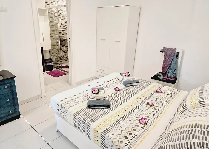 Vistas Apartment, Ocean View, 2 Bedrooms & Free Wifi Arona (Tenerife)
