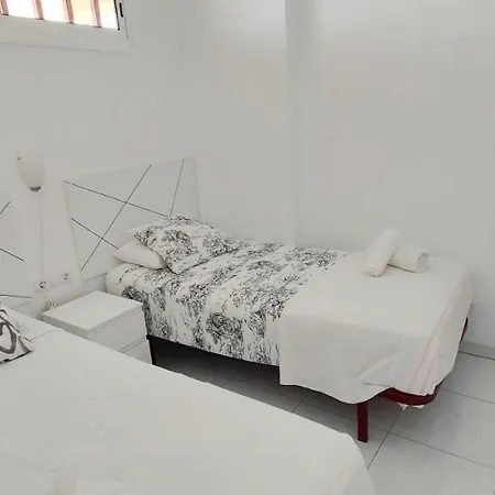 Vistas Apartment, Ocean View, 2 Bedrooms & Free Wifi Дом отдыха *
